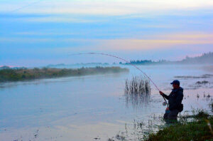 Laks i Skjern aa paa flue og spin med fiske eventyr og zpey og jesper nymann og bruno stamm 10 % - fishingweeks